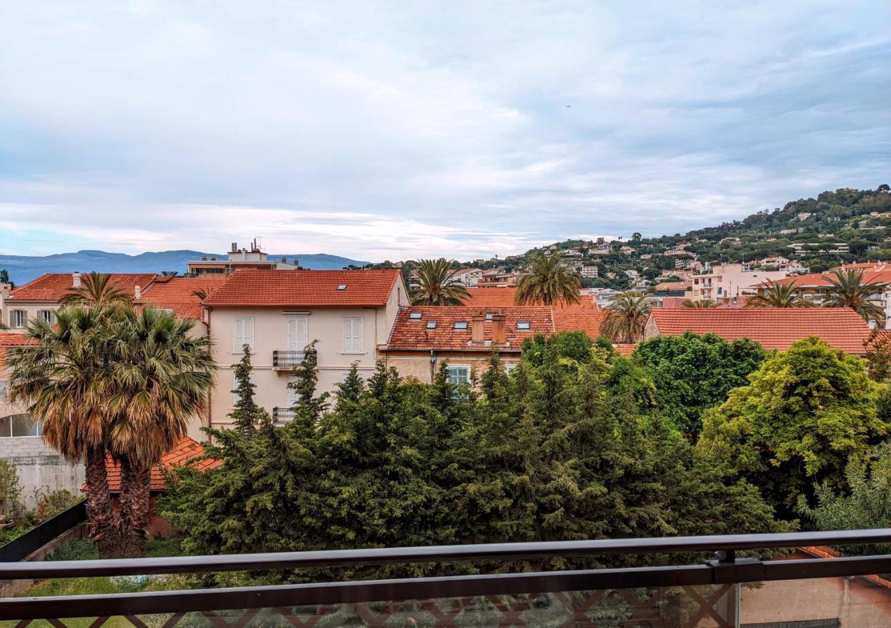 Cannes Cosy Holiday Home Exterior photo